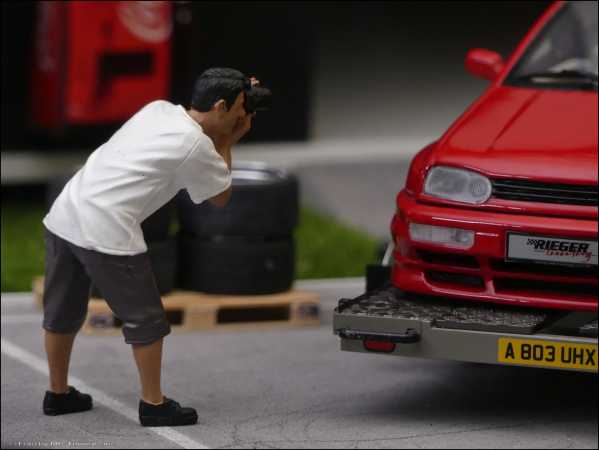 1:18 Ben Fotograf Figur